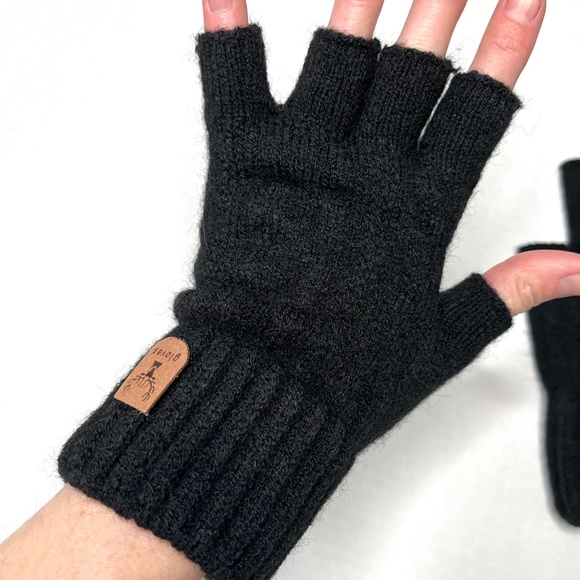 Cable Knit Fingerless Gloves Black Texting Driving Warm Soft Winter Mens Womens - Picture 3 of 8